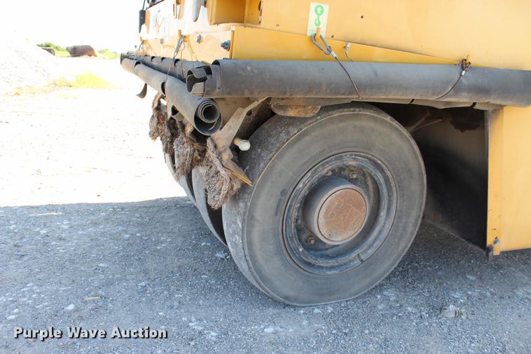 image for item DE3839 2010 Caterpillar PS150C pneumatic roller