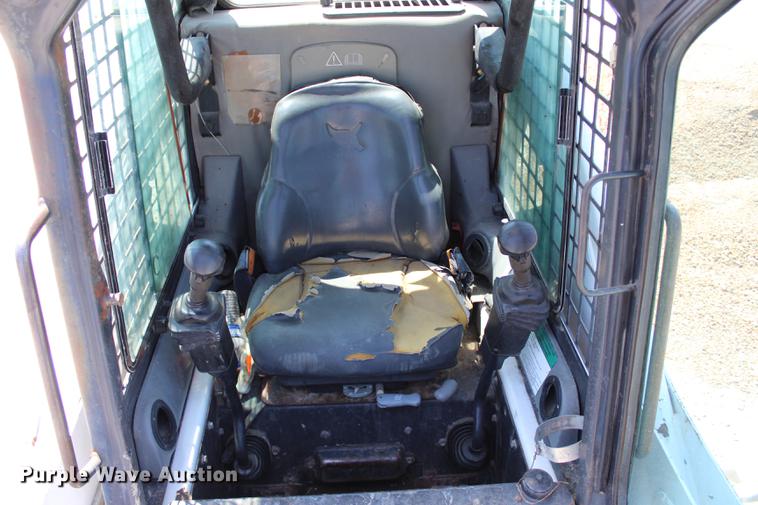 image for item DE3840 1999 Bobcat 873 skid steer