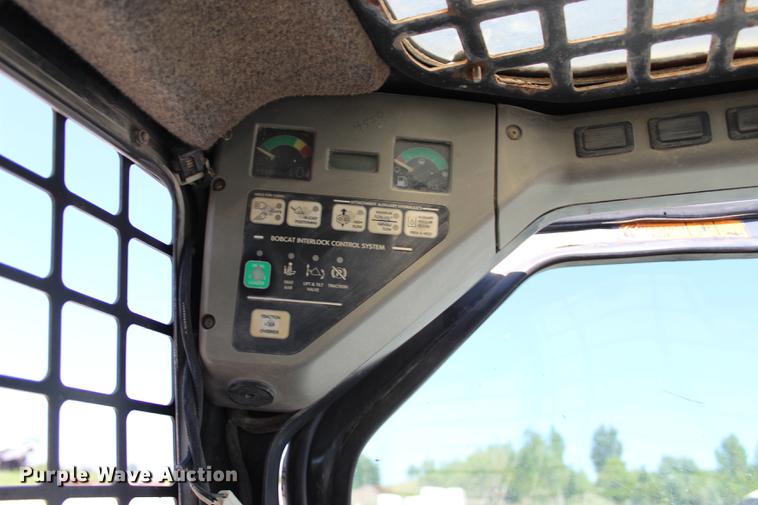 image for item DE3840 1999 Bobcat 873 skid steer