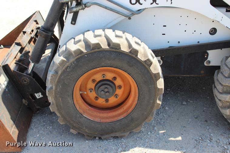 image for item DE3840 1999 Bobcat 873 skid steer