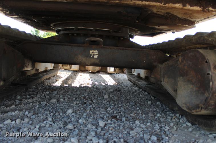 image for item DE3841 2002 Bobcat 331D mini excavator