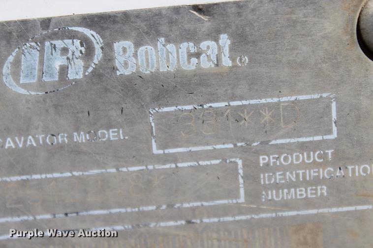 image for item DE3842 2001 Bobcat 331D mini excavator