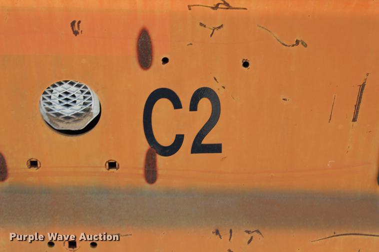 image for item DE3844 2002 Bobcat S250 skid steer