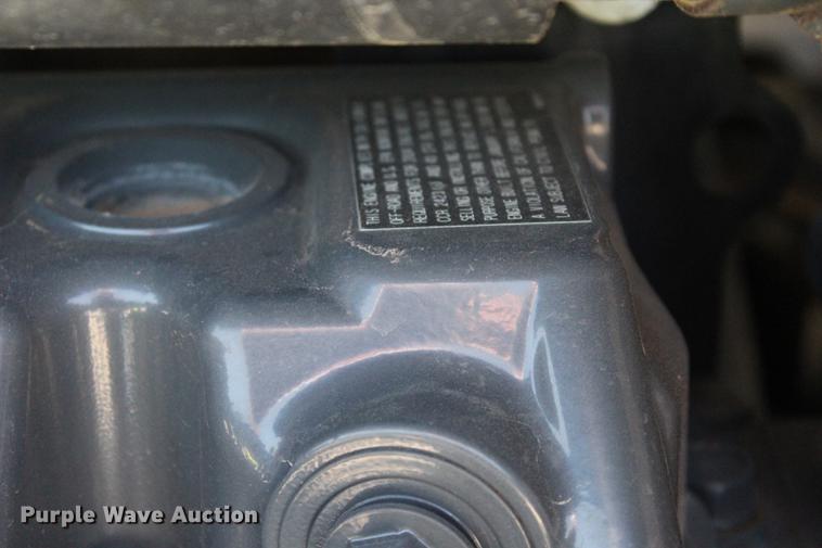 image for item DE3844 2002 Bobcat S250 skid steer