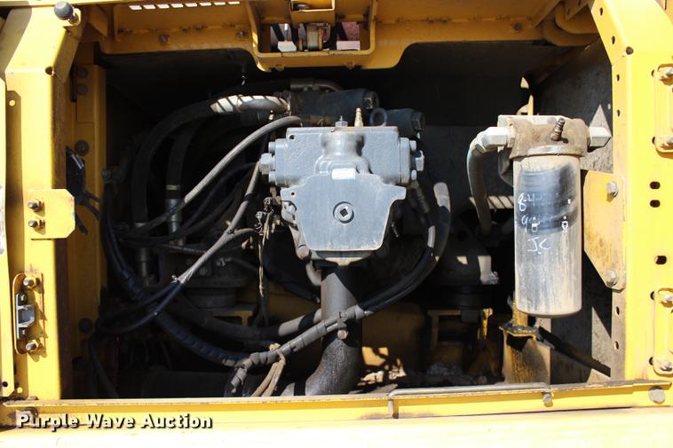 image for item DE3845 2006 Komatsu PC300LC-7L excavator