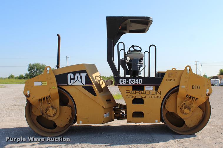 image for item DE3846 2006 Caterpillar CB-534D double drum roller