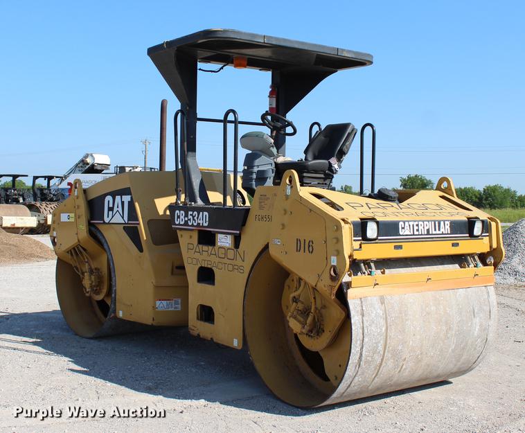 image for item DE3846 2006 Caterpillar CB-534D double drum roller