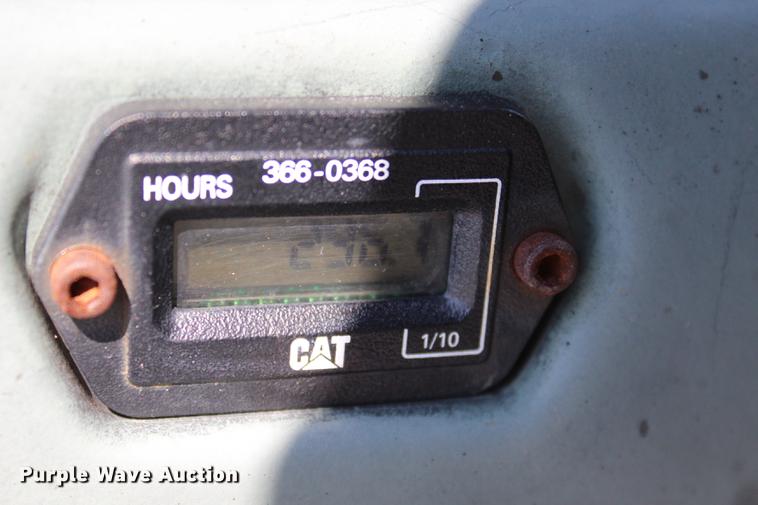 image for item DE3846 2006 Caterpillar CB-534D double drum roller