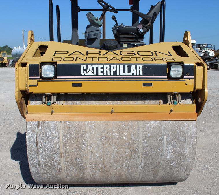 image for item DE3846 2006 Caterpillar CB-534D double drum roller