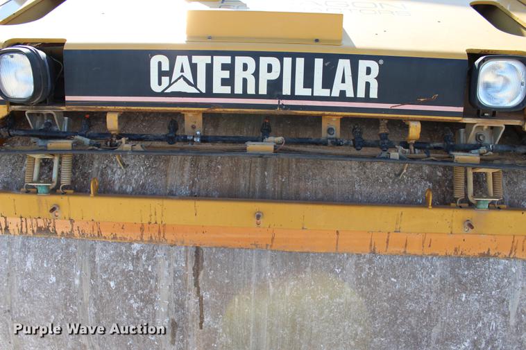 image for item DE3846 2006 Caterpillar CB-534D double drum roller