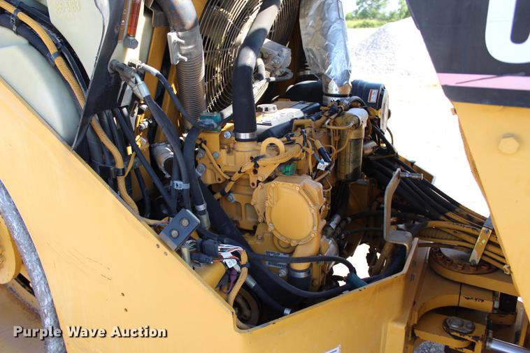 image for item DE3846 2006 Caterpillar CB-534D double drum roller