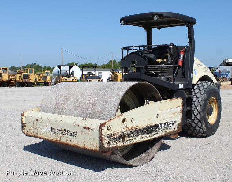 image for item DE3848 2005 Ingersoll Rand SD105DX-TF single drum roller