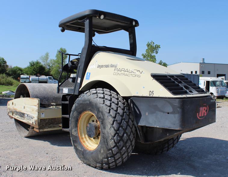 image for item DE3848 2005 Ingersoll Rand SD105DX-TF single drum roller
