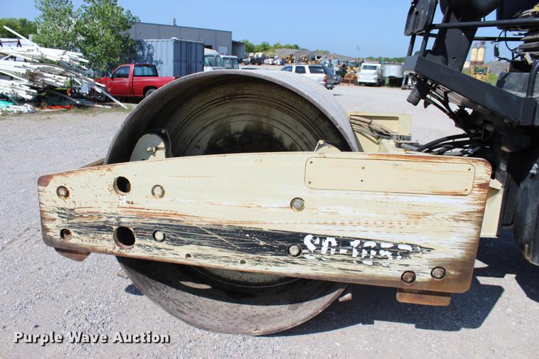 image for item DE3848 2005 Ingersoll Rand SD105DX-TF single drum roller