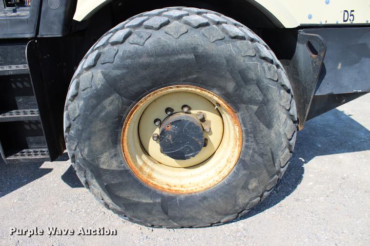 image for item DE3848 2005 Ingersoll Rand SD105DX-TF single drum roller