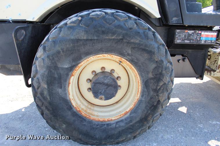 image for item DE3848 2005 Ingersoll Rand SD105DX-TF single drum roller