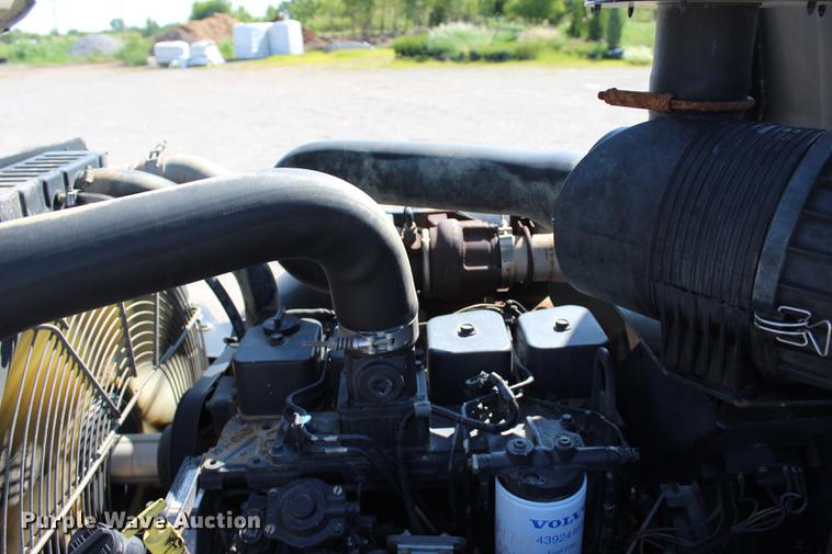 image for item DE3848 2005 Ingersoll Rand SD105DX-TF single drum roller