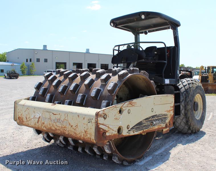image for item DE3850 2005 Ingersoll Rand SD105F-TF single drum roller