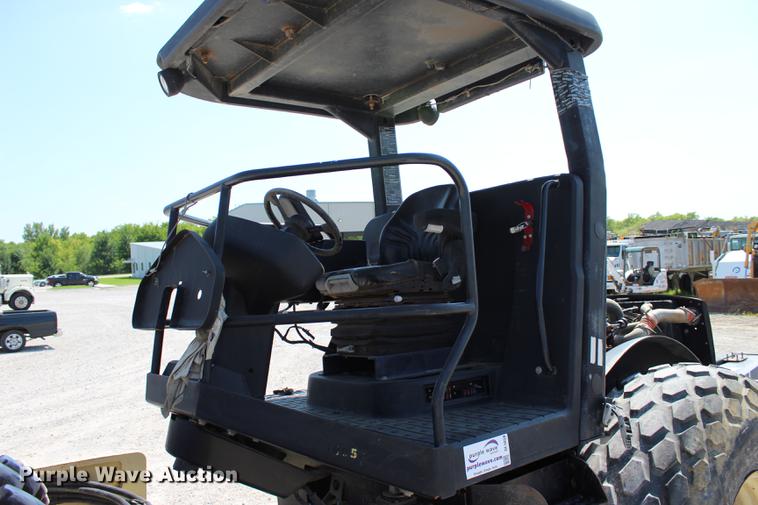 image for item DE3850 2005 Ingersoll Rand SD105F-TF single drum roller