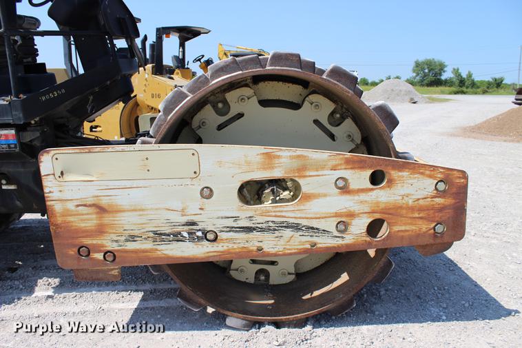 image for item DE3850 2005 Ingersoll Rand SD105F-TF single drum roller