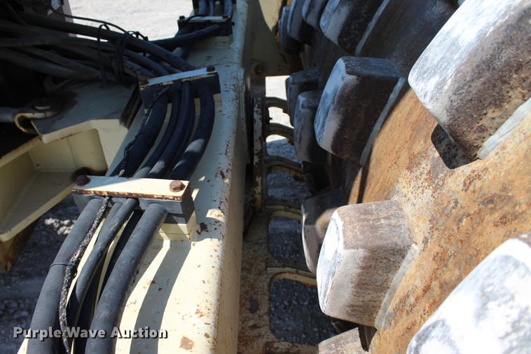 image for item DE3850 2005 Ingersoll Rand SD105F-TF single drum roller