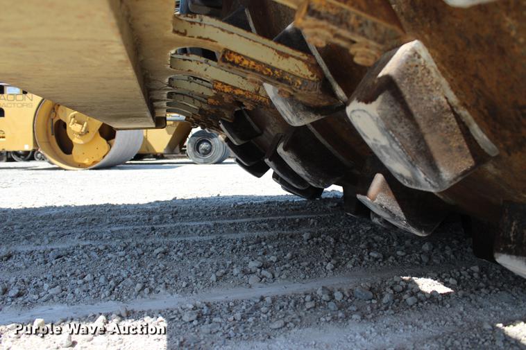 image for item DE3850 2005 Ingersoll Rand SD105F-TF single drum roller