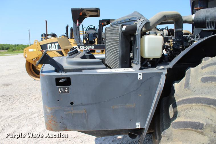 image for item DE3850 2005 Ingersoll Rand SD105F-TF single drum roller