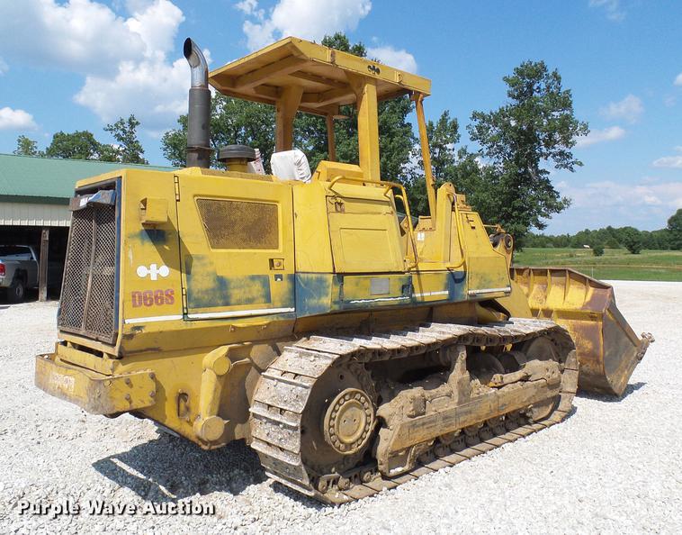 image for item DE5102 Komatsu D66S track loader