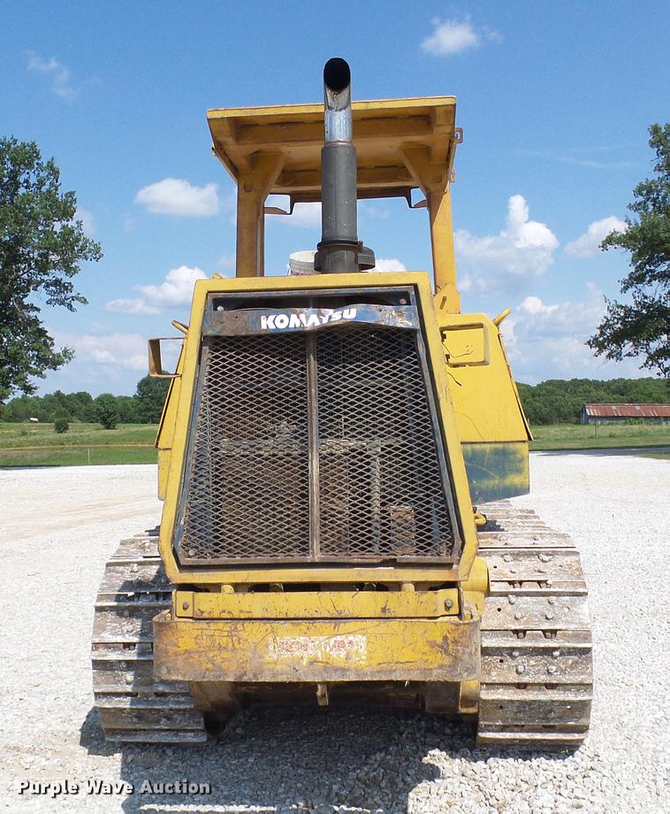 image for item DE5102 Komatsu D66S track loader