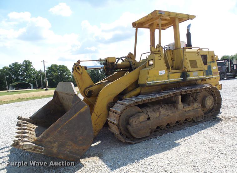 image for item DE5102 Komatsu D66S track loader