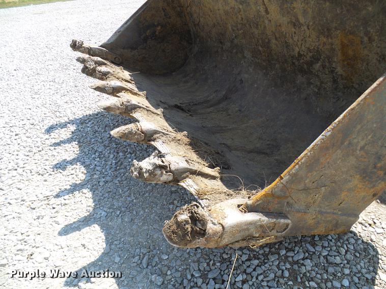 image for item DE5102 Komatsu D66S track loader