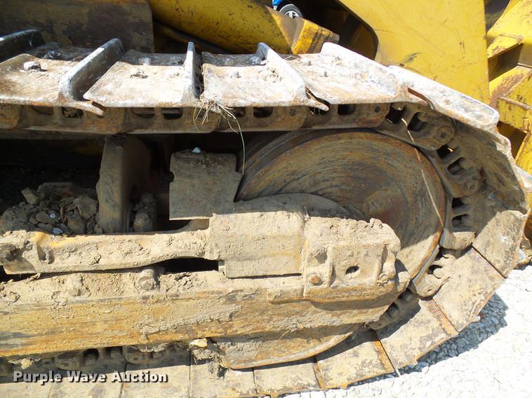image for item DE5102 Komatsu D66S track loader
