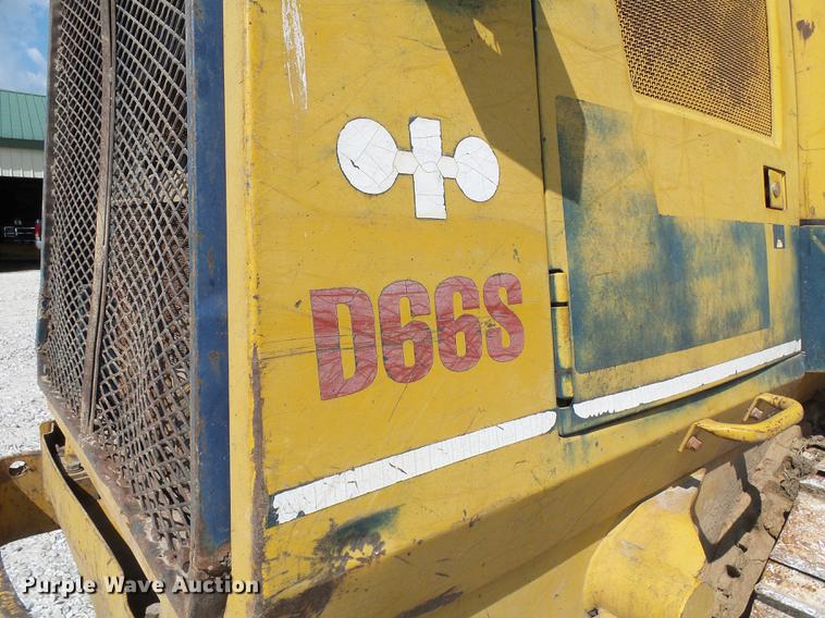 image for item DE5102 Komatsu D66S track loader