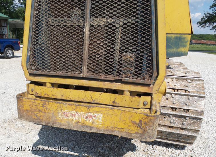 image for item DE5102 Komatsu D66S track loader