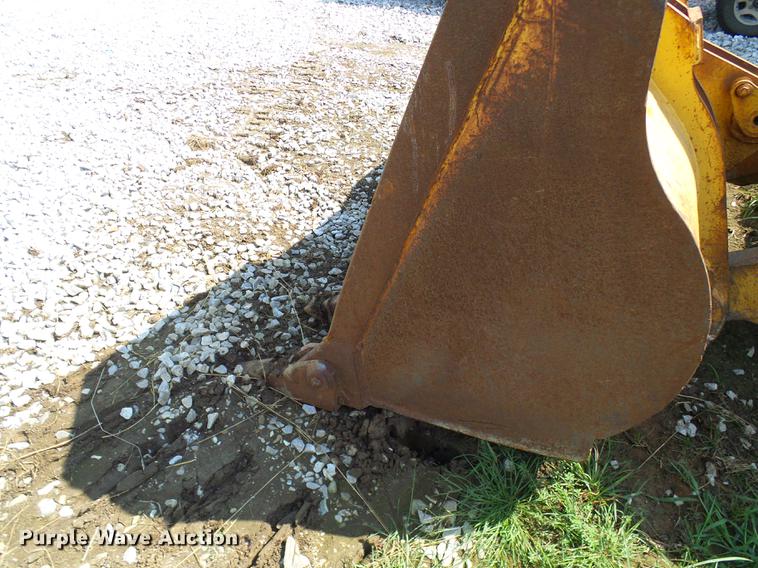 image for item DE5103 Komatsu D66S-1 track loader