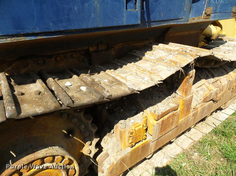 image for item DE5103 Komatsu D66S-1 track loader