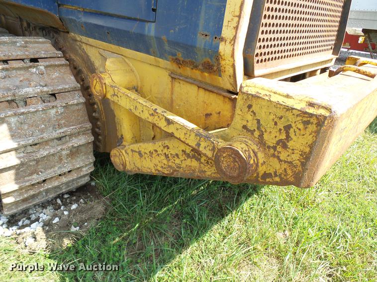 image for item DE5103 Komatsu D66S-1 track loader