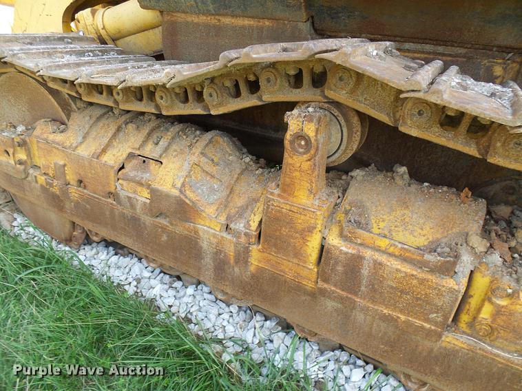 image for item DE5103 Komatsu D66S-1 track loader