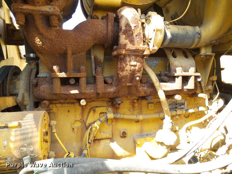 image for item DE5103 Komatsu D66S-1 track loader