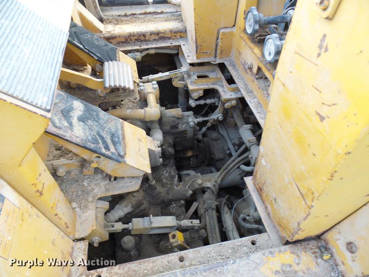 image for item DE5103 Komatsu D66S-1 track loader