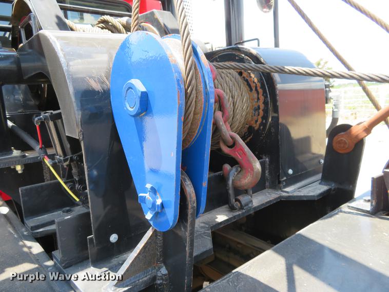 image for item DE6341 2011 Kenworth T800 gin pole semi truck