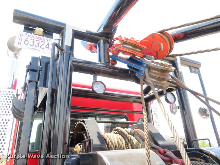 image for item DE6341 2011 Kenworth T800 gin pole semi truck