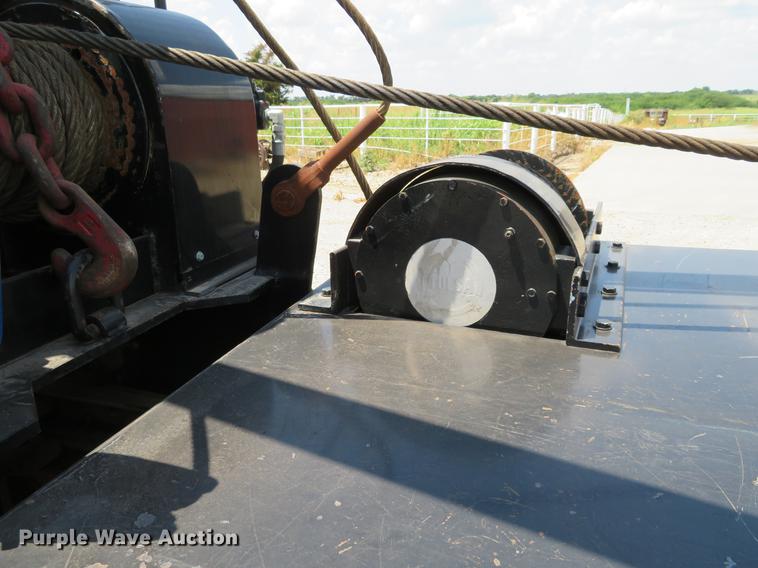 image for item DE6341 2011 Kenworth T800 gin pole semi truck