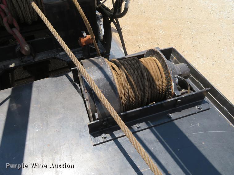 image for item DE6341 2011 Kenworth T800 gin pole semi truck