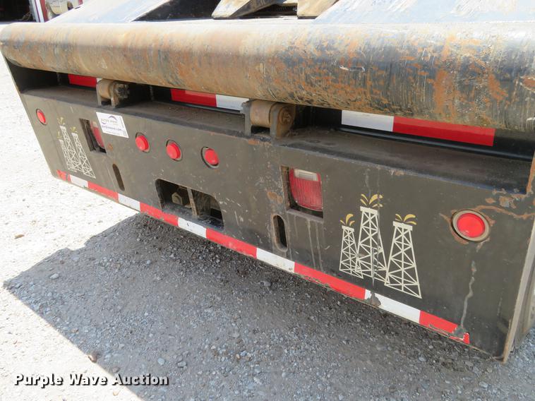 image for item DE6341 2011 Kenworth T800 gin pole semi truck