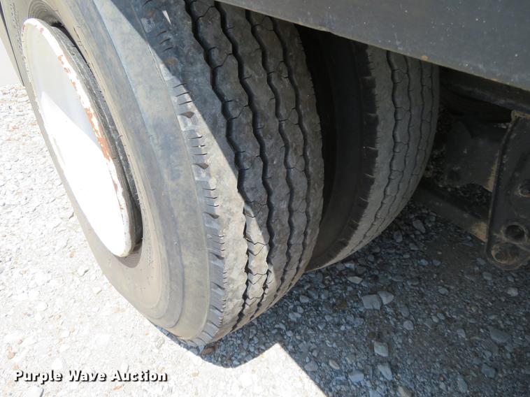 image for item DE6342 1980 Transcraft DTX-20-42 drop deck trailer