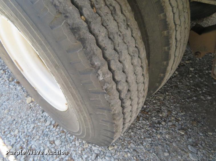 image for item DE6342 1980 Transcraft DTX-20-42 drop deck trailer