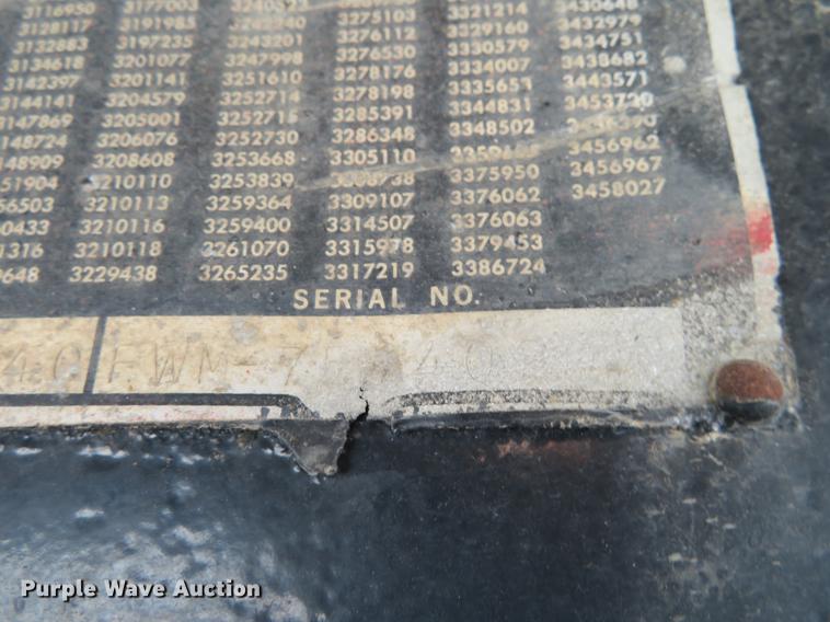 image for item DE6343 1971 Fruehauf F2-40 flatbed trailer