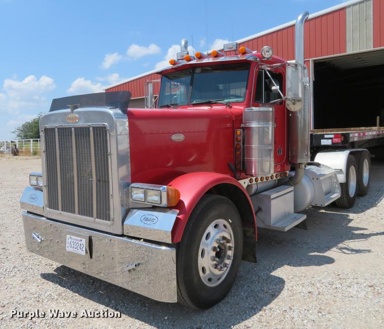 image for item DE6344 1997 Peterbilt 379 semi truck