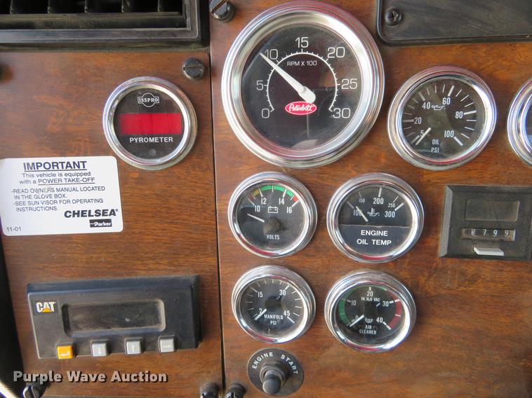 image for item DE6344 1997 Peterbilt 379 semi truck